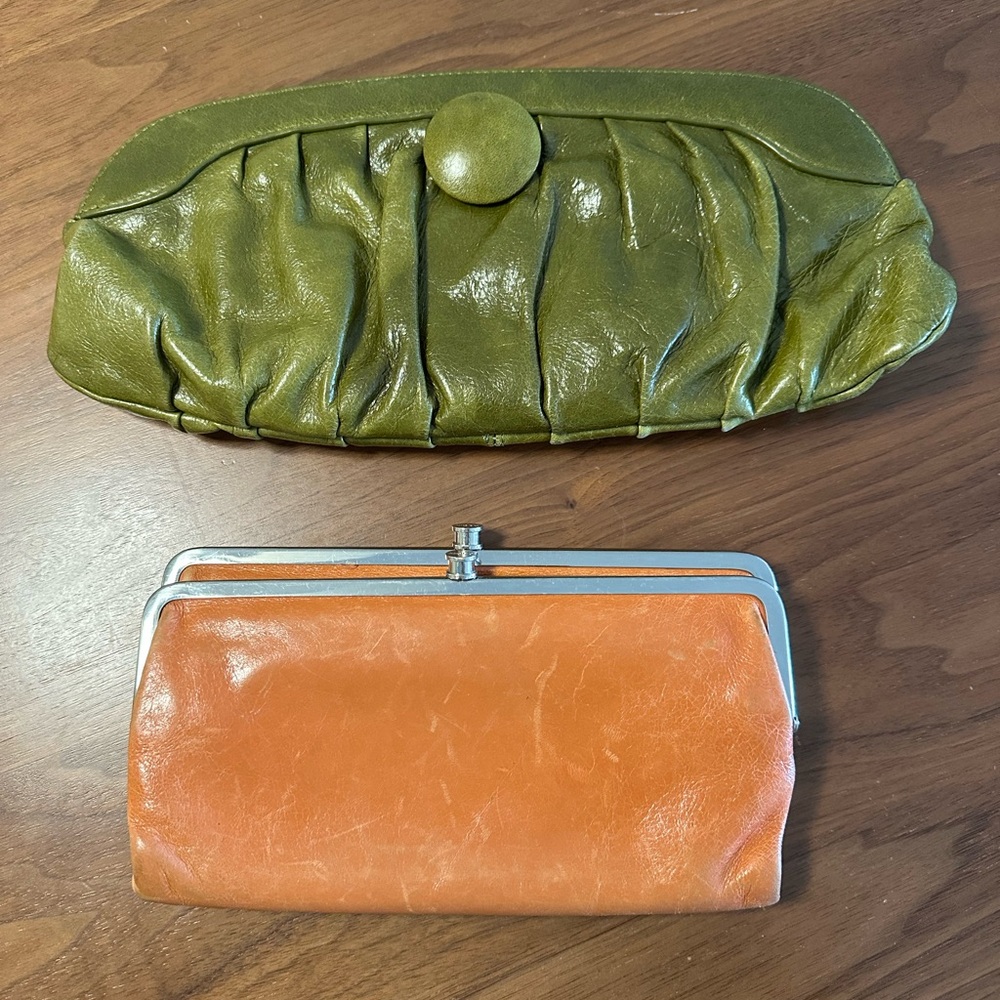2 Hobo clutches
